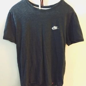 Nike tshirt